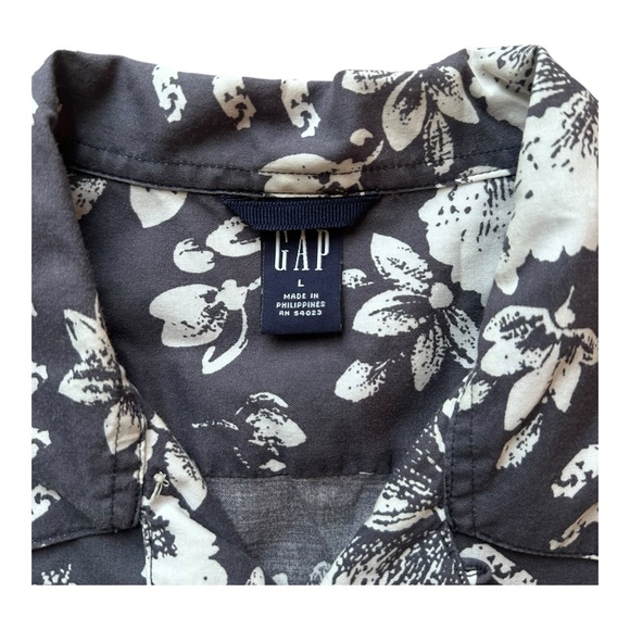 GAP Blue and White Hawaiian Floral Men's Shirt Size Large - Picture 2 of 4